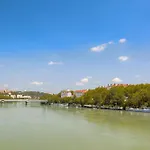 アパート Cosy Et Atypique De Et Quais Du Rhone