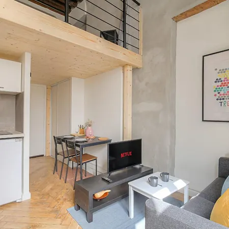 Apartment Cosy Et Atypique De Et Quais Du Rhone Lyon