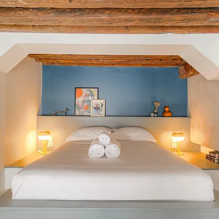 Cosy Et Atypique De Et Quais Du Rhone Apartment