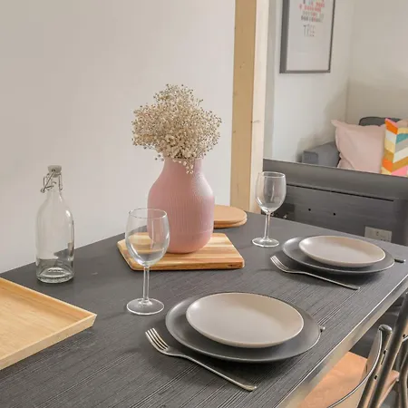 Cosy Et Atypique De Et Quais Du Rhone Apartment *